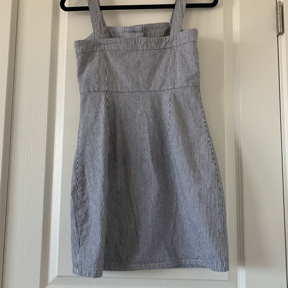 Hollister Button Up Dress - Picture 2 of 3